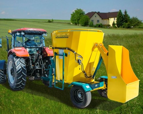 vertical-feed-mixer-trailer-type